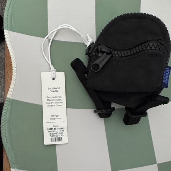 Baggu Black Mini Backpack Charm - Picture 2 of 3